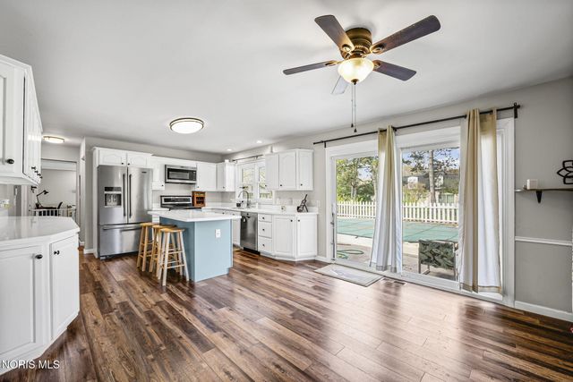 2174 Chadbury Lane, Toledo, OH 43614