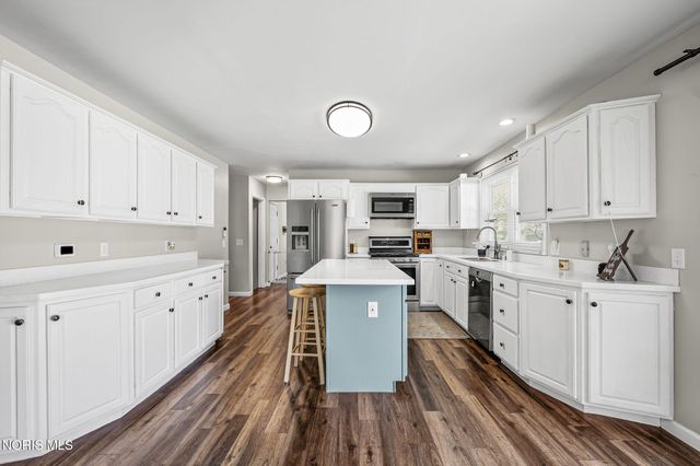 2174 Chadbury Lane, Toledo, OH 43614