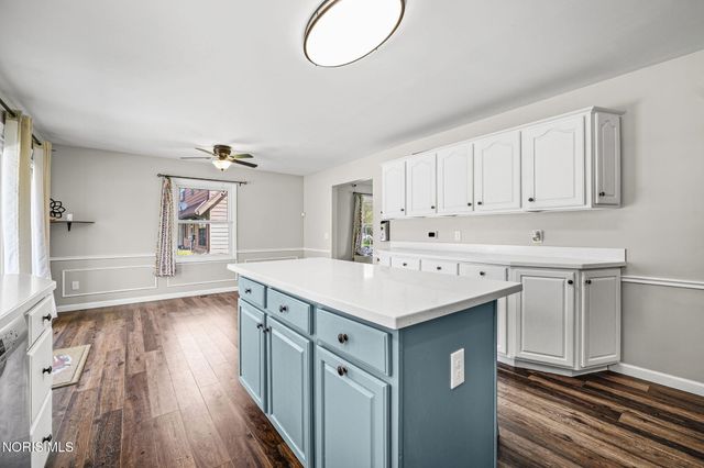 2174 Chadbury Lane, Toledo, OH 43614