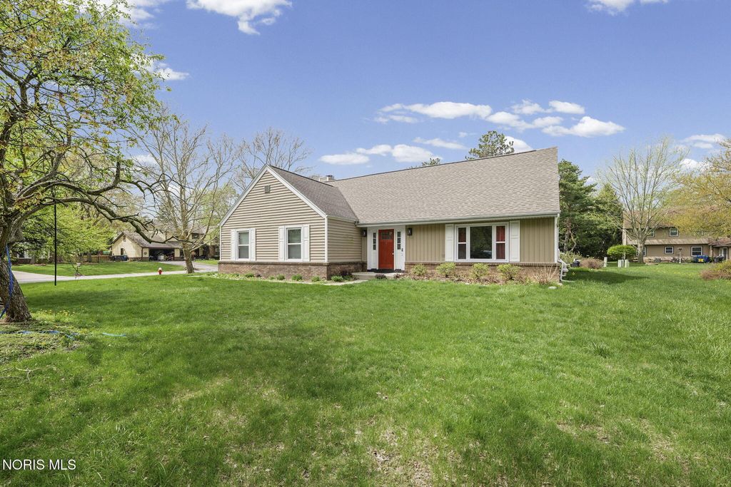 2174 Chadbury Lane, Toledo, OH 43614