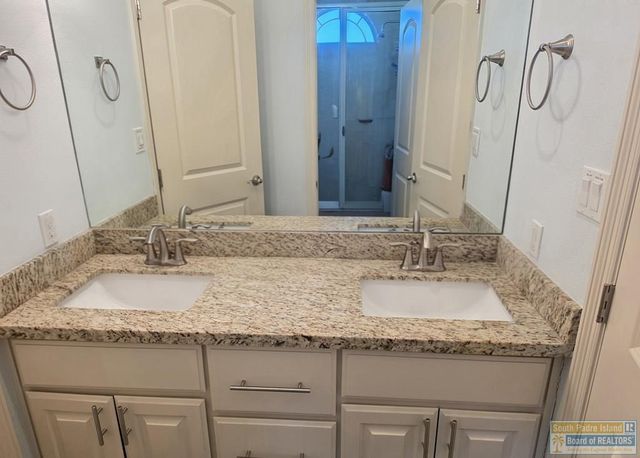 19 Whooping Crane Dr., Laguna Vista, TX 78578