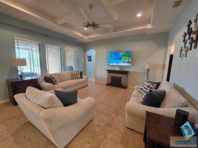 19 Whooping Crane Dr., Laguna Vista, TX 78578