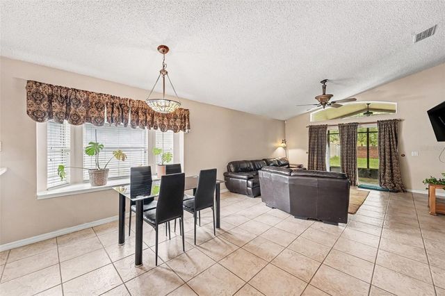 8376 LAKE AMHURST TRAIL, Orlando, FL 32829