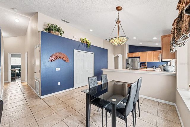 8376 LAKE AMHURST TRAIL, Orlando, FL 32829