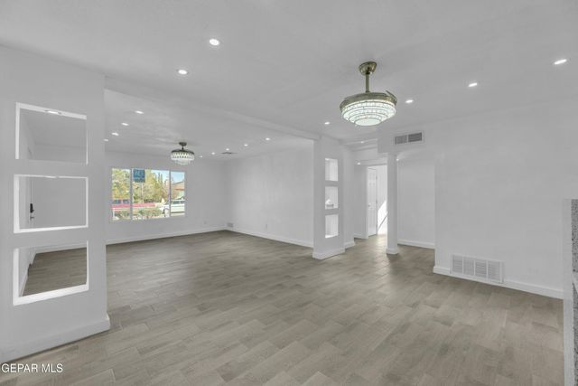 10073 Yukon Street, El Paso, TX 79924