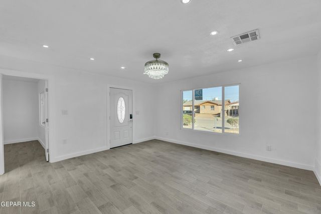 10073 Yukon Street, El Paso, TX 79924