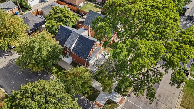 6201 S MEADE Avenue, Chicago, IL 60638