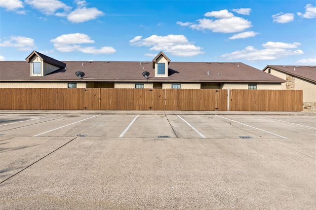 3338 General Parkway, College Station, TX 77845