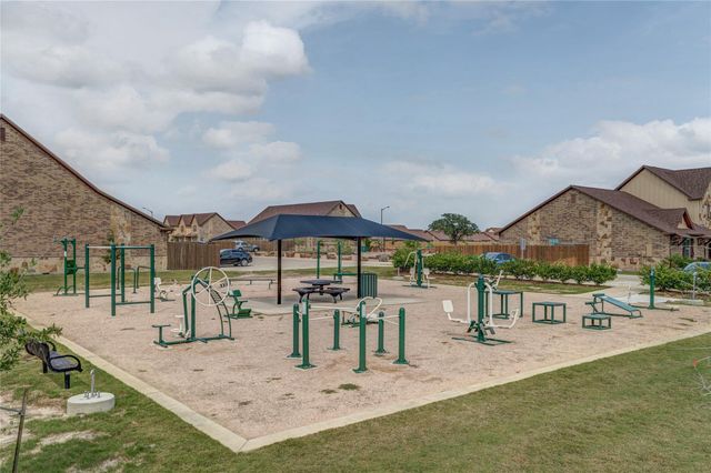 3338 General Parkway, College Station, TX 77845