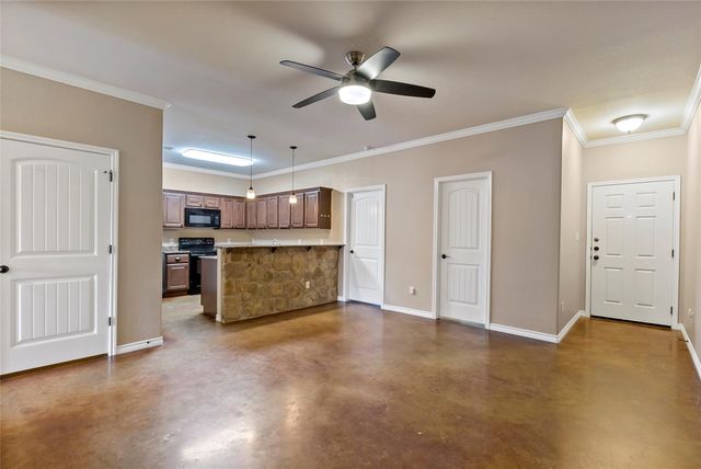 3338 General Parkway, College Station, TX 77845