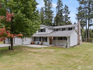 450 NE Riverhill Drive, Belfair, WA 98528
