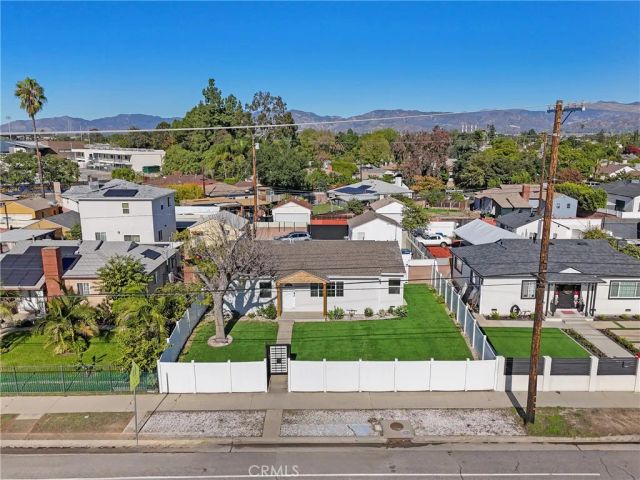 12317 Roscoe, Sun Valley, CA 91352