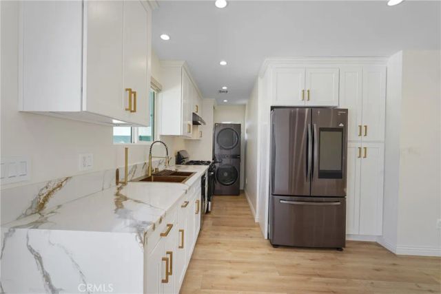 12317 Roscoe, Sun Valley, CA 91352