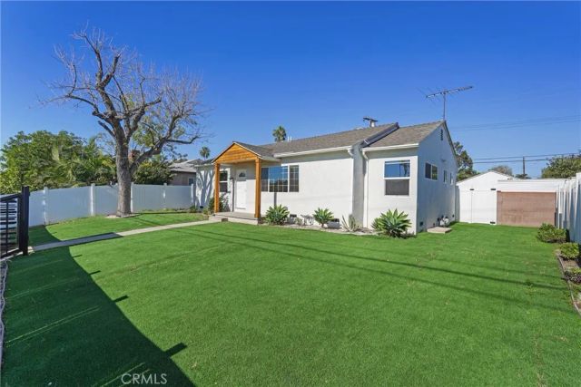 12317 Roscoe, Sun Valley, CA 91352