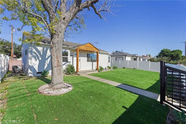 12317 Roscoe, Sun Valley, CA 91352