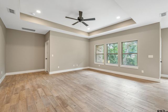 16418 Crossing Circle, Lindale, TX 75771