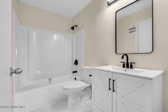 802 Sandra Place, Brick, NJ 08724