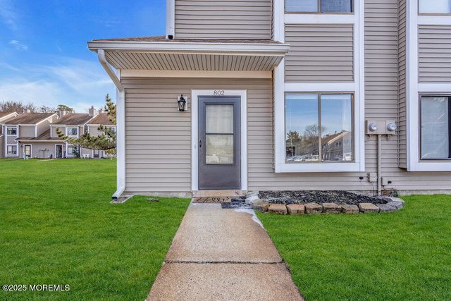 802 Sandra Place, Brick, NJ 08724