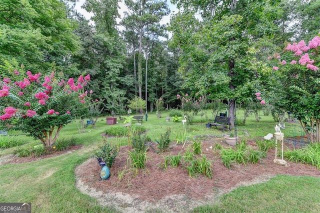 4913 Heritage Crossing Drive, Powder Springs, GA 30127