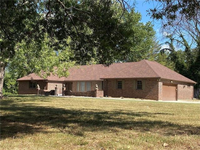 991 S Mitchell Street, Warrensburg, MO 64093