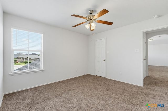 904 Garden Green Drive, Temple, TX 76502