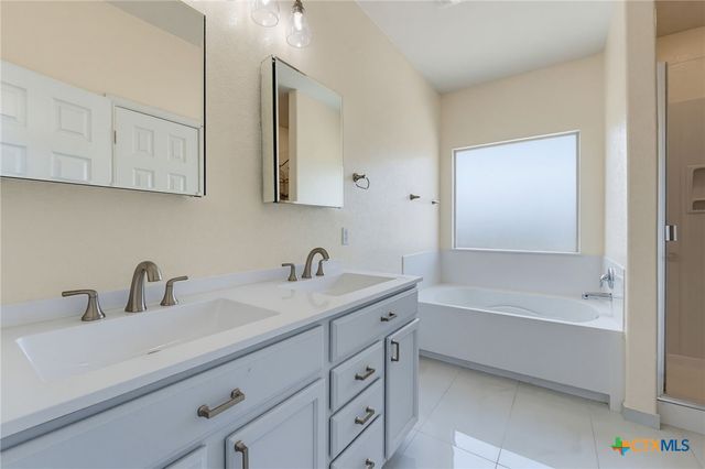 904 Garden Green Drive, Temple, TX 76502