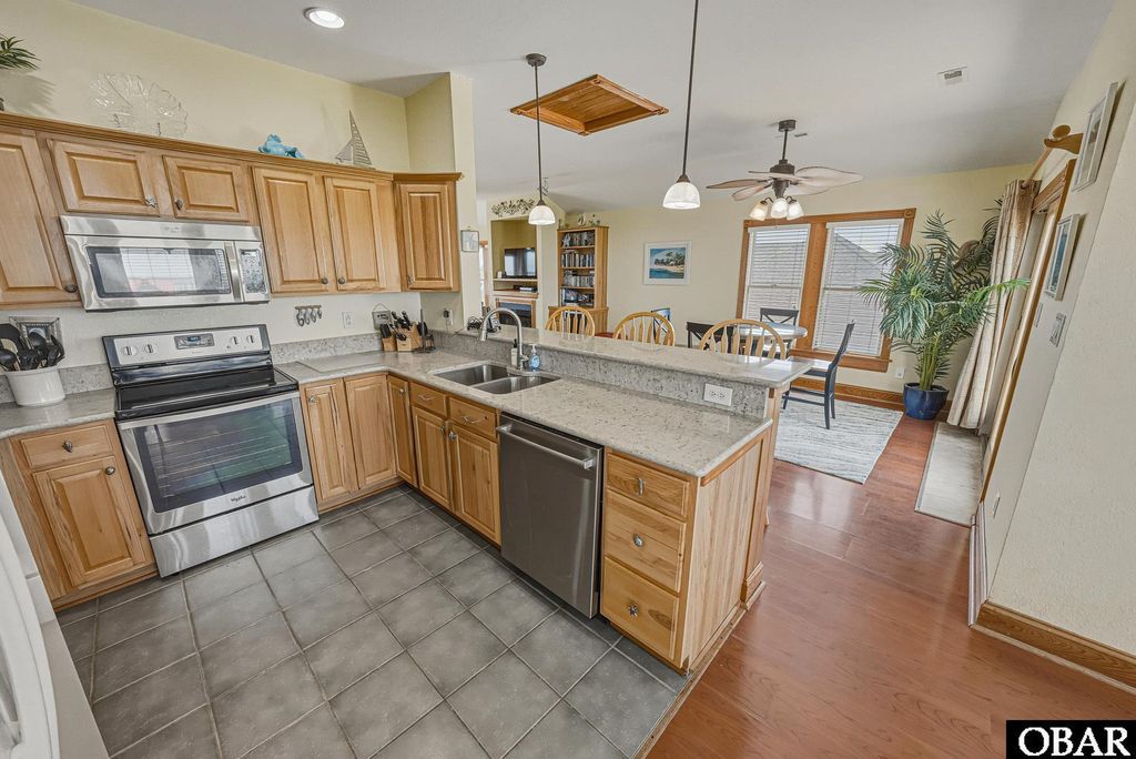 Image 25 of property listing at 6924 S Virginia Dare Trail Lot 13, Nags Head, NC 27959