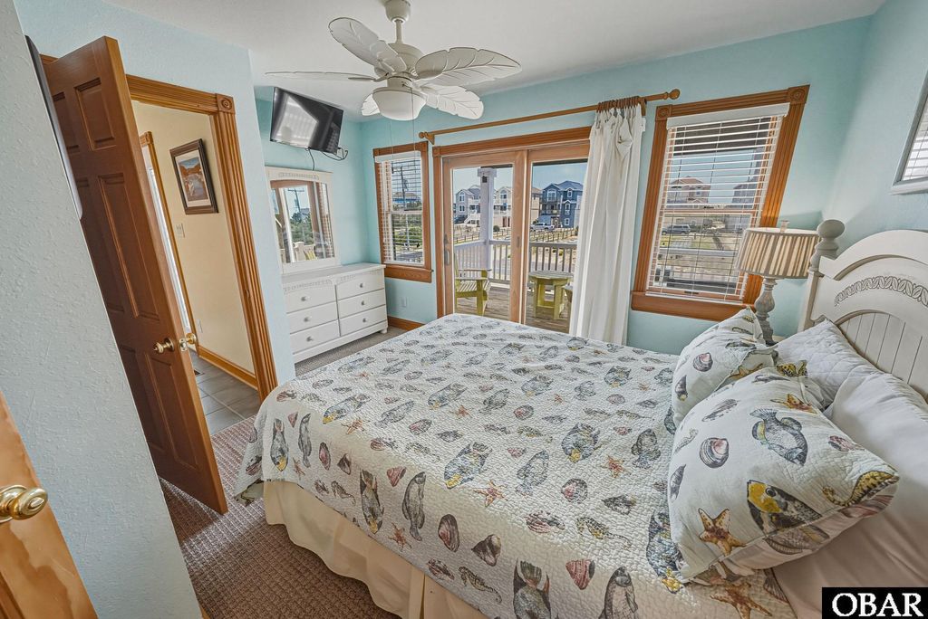 Image 45 of property listing at 6924 S Virginia Dare Trail Lot 13, Nags Head, NC 27959
