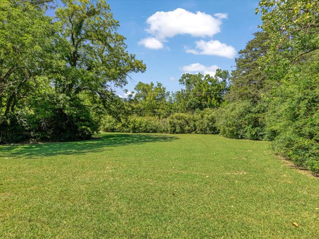2901 Simpson Stuart Road, Dallas, TX 75241