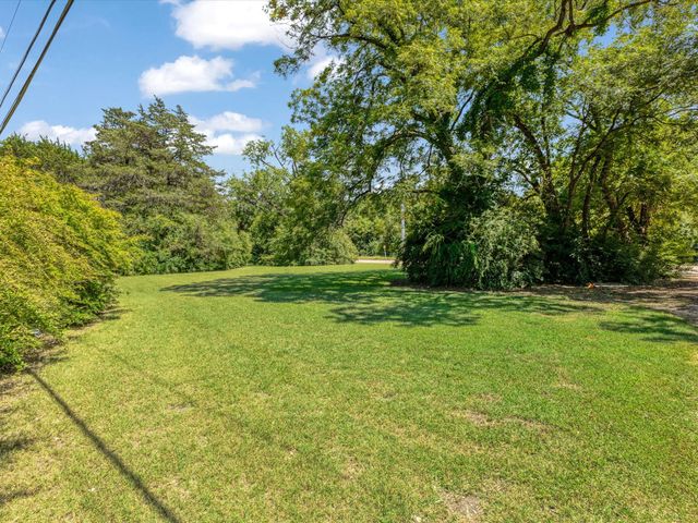 2901 Simpson Stuart Road, Dallas, TX 75241