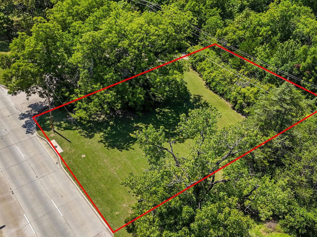 2901 Simpson Stuart Road, Dallas, TX 75241