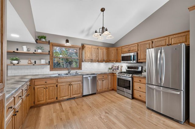 14512 Kipling Avenue S, Savage, MN 55378