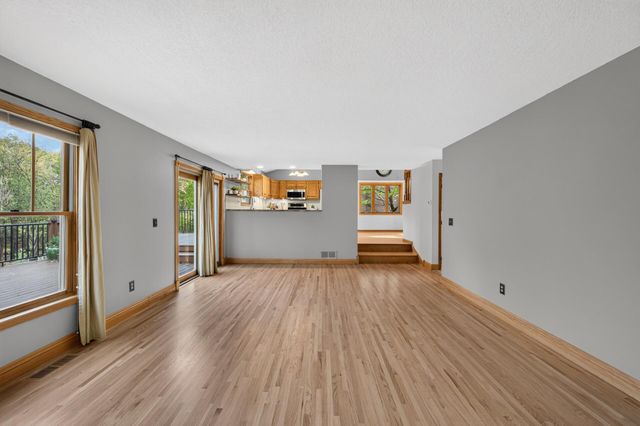 14512 Kipling Avenue S, Savage, MN 55378