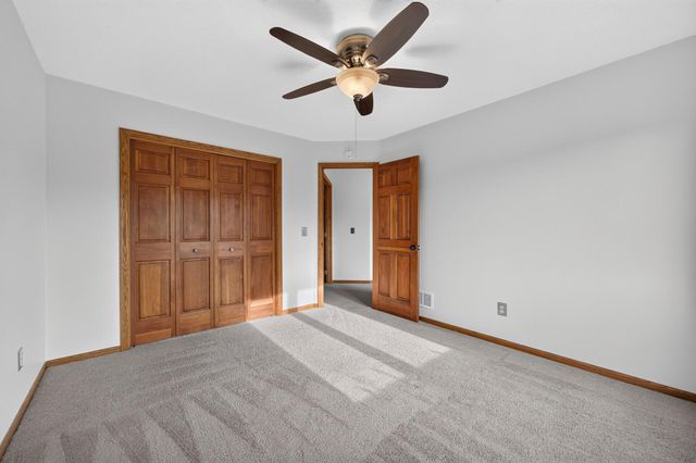 14512 Kipling Avenue S, Savage, MN 55378