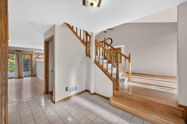 14512 Kipling Avenue S, Savage, MN 55378