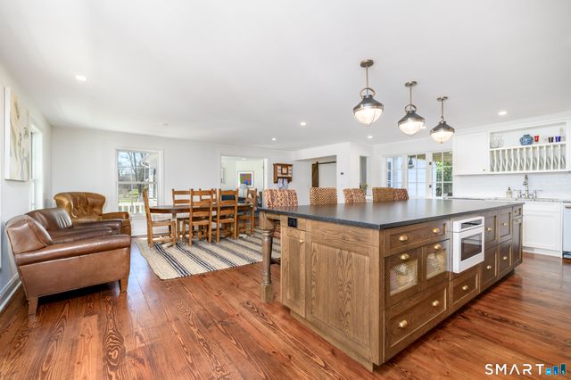 64 Sanford Lane, Stamford, CT 06905