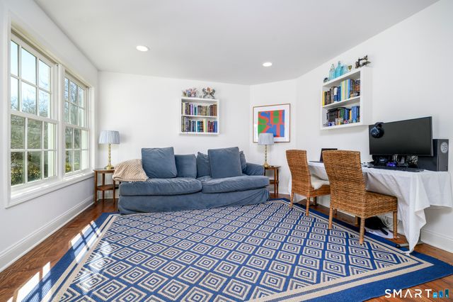 64 Sanford Lane, Stamford, CT 06905