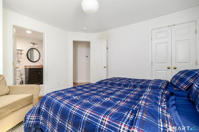 64 Sanford Lane, Stamford, CT 06905