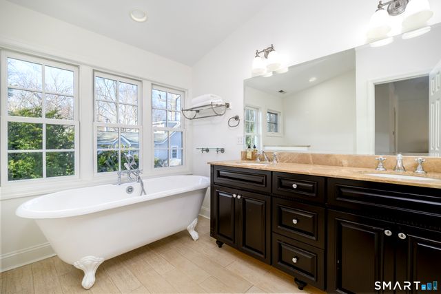 64 Sanford Lane, Stamford, CT 06905