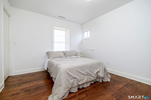 64 Sanford Lane, Stamford, CT 06905