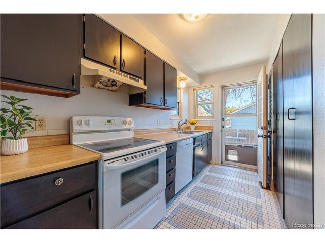 8212 Washington St 21, Denver, CO 80229