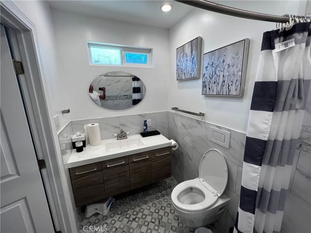 5871 Fullerton Avenue, Buena Park, CA 90621