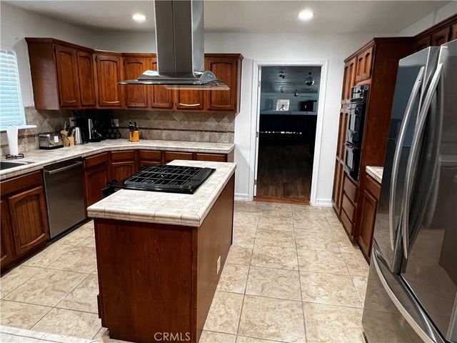 5871 Fullerton Avenue, Buena Park, CA 90621