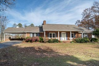 490 Hickory Nut Road, Inman, SC 29349
