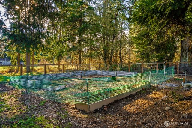 35718 59th Avenue Ct E, Eatonville, WA 98328