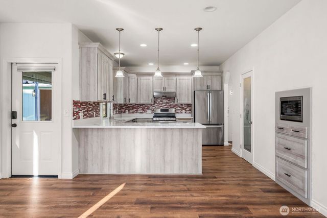 35718 59th Avenue Ct E, Eatonville, WA 98328