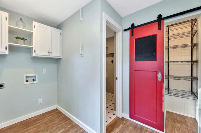 804 Columbus, Newton, KS 67114