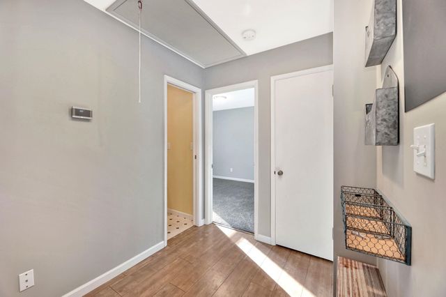 804 Columbus, Newton, KS 67114