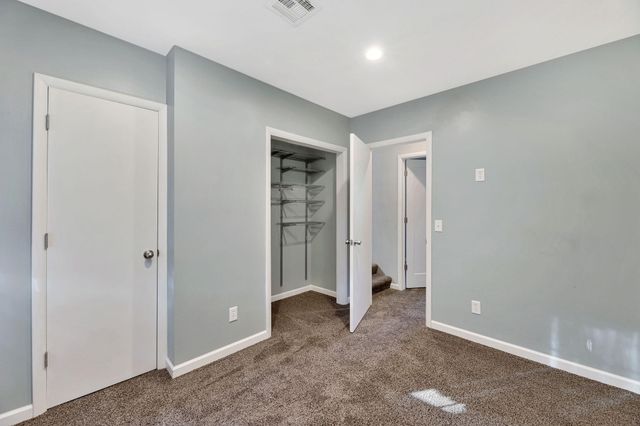 804 Columbus, Newton, KS 67114