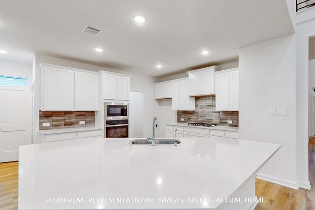 359 6th Street, Magnolia, TX 77355